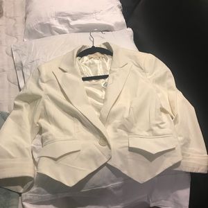 Cream cropped blazer